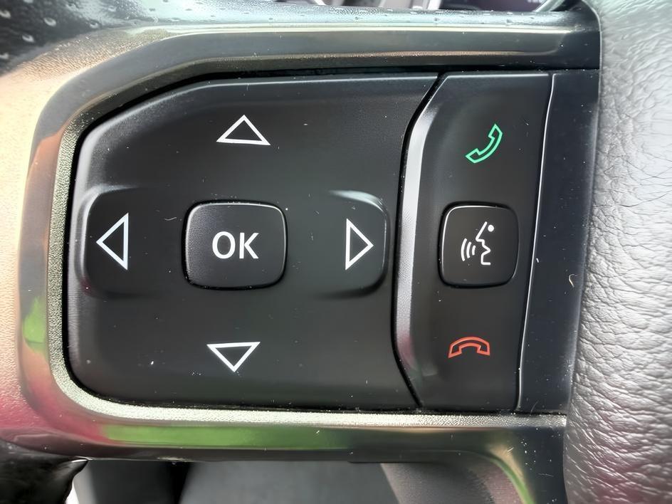 2019 WHITE /Black Ram 1500 (1C6SRFTT9KN) with an HEMI 57L V-8 variable valve control engine, Automatic transmission, located at 1175 N Woodruff Ave, Idaho Falls, ID, 83401, 43.506901, -111.999657 - At Timberline Auto, finding a great deal on your next vehicle is always easy! Our experienced sales staff goal is to help find you the right vehicle at the right price! Our knowledgeable finance department has options for almost any credit score. We offer extended service contract options to prot- Photo#21