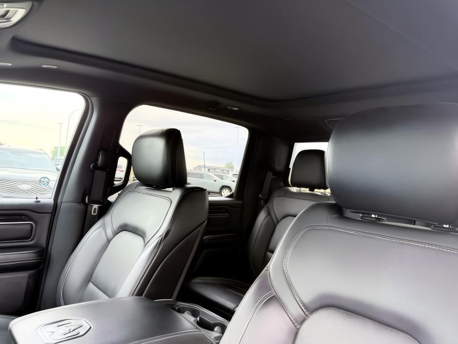2019 WHITE /Black Ram 1500 (1C6SRFTT9KN) with an HEMI 57L V-8 variable valve control engine, Automatic transmission, located at 1175 N Woodruff Ave, Idaho Falls, ID, 83401, 43.506901, -111.999657 - At Timberline Auto, finding a great deal on your next vehicle is always easy! Our experienced sales staff goal is to help find you the right vehicle at the right price! Our knowledgeable finance department has options for almost any credit score. We offer extended service contract options to prot- Photo#23