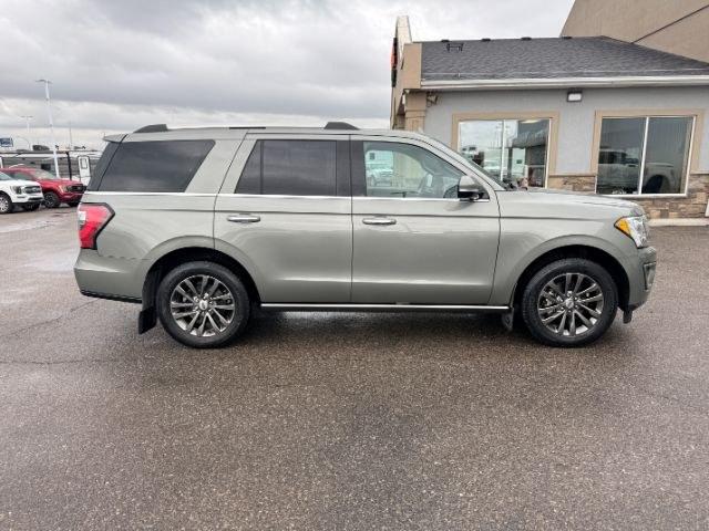 2019 GREEN /Ebony Ford Expedition Limited (1FMJU2AT9KE) with an EcoBoost 3.5L V-6 gasoline direct injection engine, AUTOMATIC transmission, located at 1235 N Woodruff Ave., Idaho Falls, 83401, (208) 523-1053, 43.507172, -112.000488 - At Timberline Auto, finding a great deal on your next vehicle is always easy! Our experienced sales staff goal is to help find you the right vehicle at the right price! Our knowledgeable finance department has options for almost any credit score. We offer extended service contract options to prot- Photo#42