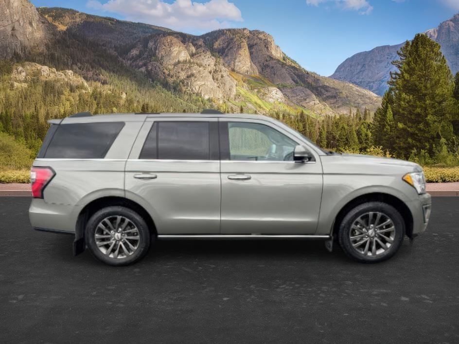 2019 GREEN /Ebony Ford Expedition Limited (1FMJU2AT9KE) with an EcoBoost 3.5L V-6 gasoline direct injection engine, AUTOMATIC transmission, located at 1235 N Woodruff Ave., Idaho Falls, 83401, (208) 523-1053, 43.507172, -112.000488 - At Timberline Auto, finding a great deal on your next vehicle is always easy! Our experienced sales staff goal is to help find you the right vehicle at the right price! Our knowledgeable finance department has options for almost any credit score. We offer extended service contract options to prot- Photo#10