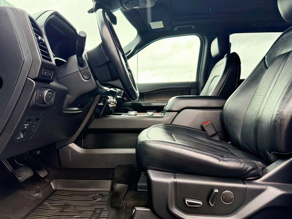 2019 GREEN /Ebony Ford Expedition Limited (1FMJU2AT9KE) with an EcoBoost 3.5L V-6 gasoline direct injection engine, AUTOMATIC transmission, located at 1235 N Woodruff Ave., Idaho Falls, 83401, (208) 523-1053, 43.507172, -112.000488 - At Timberline Auto, finding a great deal on your next vehicle is always easy! Our experienced sales staff goal is to help find you the right vehicle at the right price! Our knowledgeable finance department has options for almost any credit score. We offer extended service contract options to prot- Photo#16