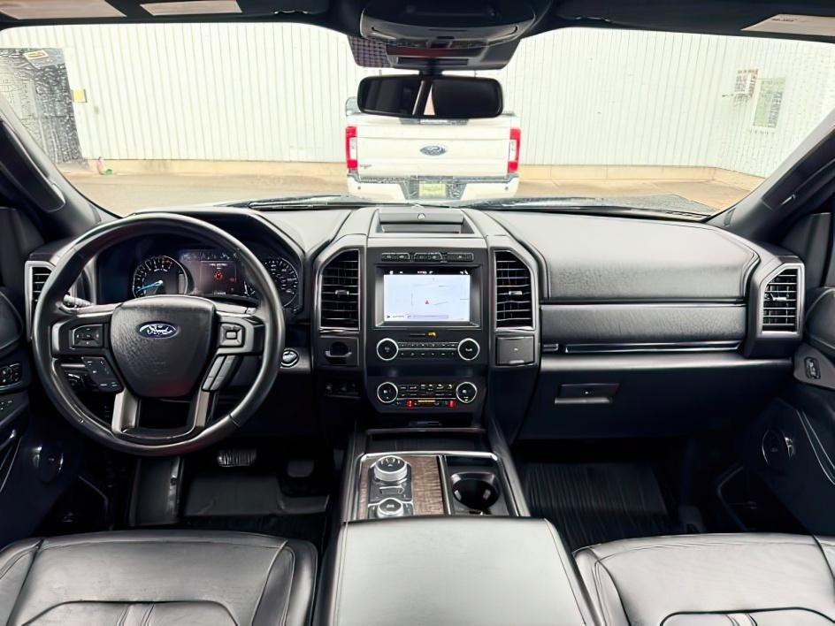 2019 GREEN /Ebony Ford Expedition Limited (1FMJU2AT9KE) with an EcoBoost 3.5L V-6 gasoline direct injection engine, AUTOMATIC transmission, located at 1235 N Woodruff Ave., Idaho Falls, 83401, (208) 523-1053, 43.507172, -112.000488 - At Timberline Auto, finding a great deal on your next vehicle is always easy! Our experienced sales staff goal is to help find you the right vehicle at the right price! Our knowledgeable finance department has options for almost any credit score. We offer extended service contract options to prot- Photo#28