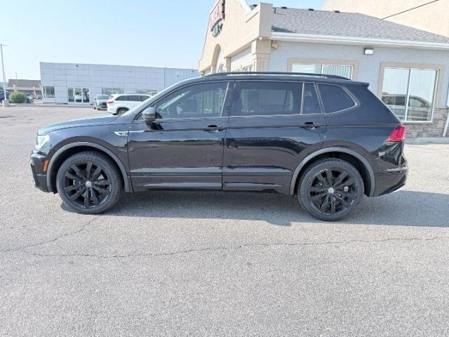 2021 BLACK /LEATHER Volkswagen Tiguan SE R-LINE (3VV2B7AX8MM) with an 2.0 TURBO engine, AUTOMATIC transmission, located at 1235 N Woodruff Ave., Idaho Falls, 83401, (208) 523-1053, 43.507172, -112.000488- Photo#30