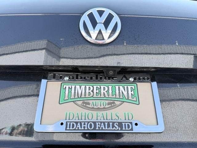 2021 BLACK /LEATHER Volkswagen Tiguan SE R-LINE (3VV2B7AX8MM) with an 2.0 TURBO engine, AUTOMATIC transmission, located at 1235 N Woodruff Ave., Idaho Falls, 83401, (208) 523-1053, 43.507172, -112.000488- Photo#33