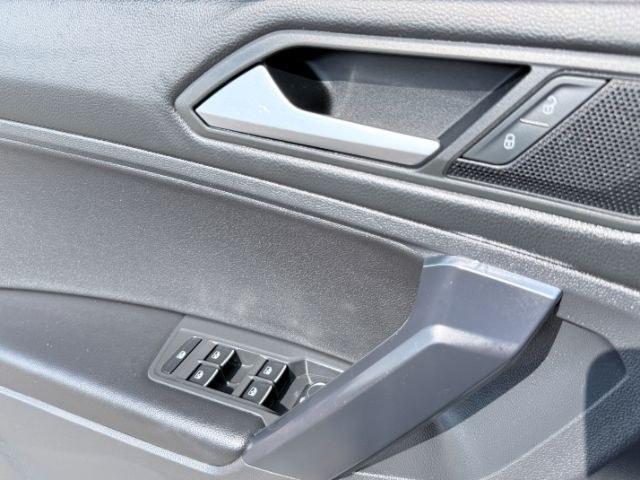 2021 BLACK /LEATHER Volkswagen Tiguan SE R-LINE (3VV2B7AX8MM) with an 2.0 TURBO engine, AUTOMATIC transmission, located at 1235 N Woodruff Ave., Idaho Falls, 83401, (208) 523-1053, 43.507172, -112.000488- Photo#53