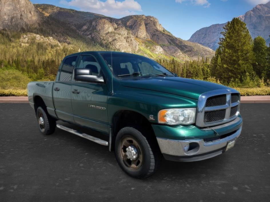 2004 GREEN /Dark Slate Gray Dodge Ram 2500 SLT (3D7KU28C14G) with an Cummins 5.9L I-6 diesel direct injection engine, AUTOMATIC transmission, located at 1235 N Woodruff Ave., Idaho Falls, 83401, (208) 523-1053, 43.507172, -112.000488 - At Timberline Auto, finding a great deal on your next vehicle is always easy! Our experienced sales staff goal is to help find you the right vehicle at the right price! Our knowledgeable finance department has options for almost any credit score. We offer extended service contract options to prot- Photo#6