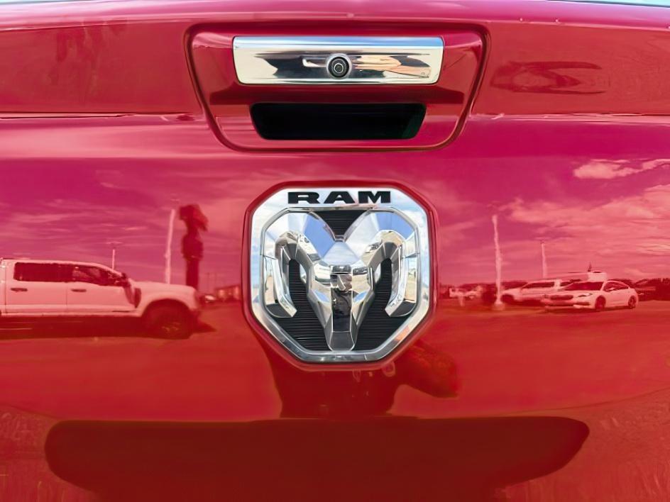 2019 RED /CLOTH Ram 1500 BIGHORN (1C6SRFFT9KN) with an 5.7L V8 eTORQUE engine, AUTOMATIC transmission, located at 1235 N Woodruff Ave., Idaho Falls, 83401, (208) 523-1053, 43.507172, -112.000488 - At Timberline Auto, finding a great deal on your next vehicle is always easy! Our experienced sales staff goal is to help find you the right vehicle at the right price! Our knowledgeable finance department has options for almost any credit score. We offer extended service contract options to prot- Photo#4