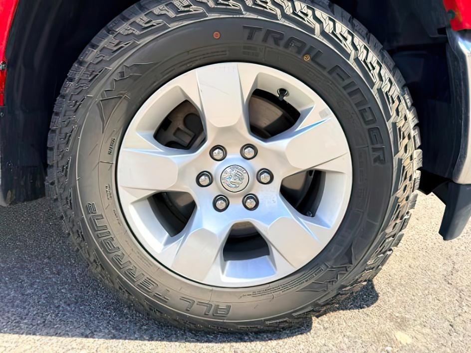 2019 RED /CLOTH Ram 1500 BIGHORN (1C6SRFFT9KN) with an 5.7L V8 eTORQUE engine, AUTOMATIC transmission, located at 1235 N Woodruff Ave., Idaho Falls, 83401, (208) 523-1053, 43.507172, -112.000488 - At Timberline Auto, finding a great deal on your next vehicle is always easy! Our experienced sales staff goal is to help find you the right vehicle at the right price! Our knowledgeable finance department has options for almost any credit score. We offer extended service contract options to prot- Photo#11