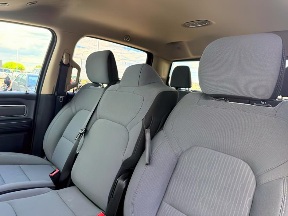 2019 RED /CLOTH Ram 1500 BIGHORN (1C6SRFFT9KN) with an 5.7L V8 eTORQUE engine, AUTOMATIC transmission, located at 1235 N Woodruff Ave., Idaho Falls, 83401, (208) 523-1053, 43.507172, -112.000488 - At Timberline Auto, finding a great deal on your next vehicle is always easy! Our experienced sales staff goal is to help find you the right vehicle at the right price! Our knowledgeable finance department has options for almost any credit score. We offer extended service contract options to prot- Photo#24