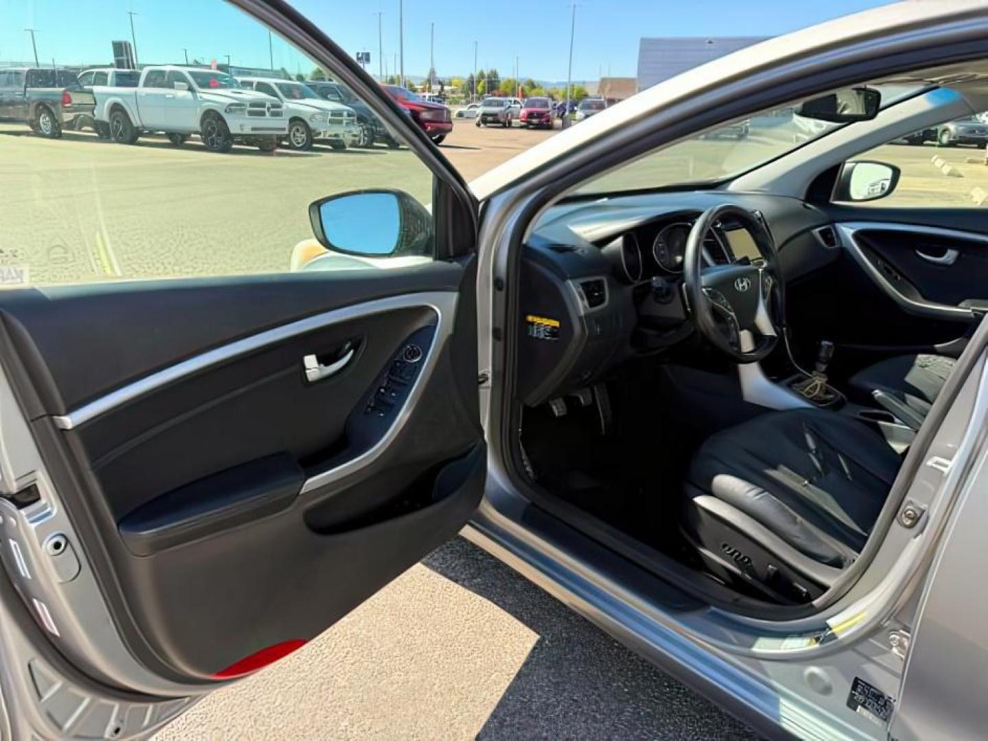2013 SILVER /CLOTH Hyundai Elantra GT (KMHD35LE6DU) with an 18L I-4 DOHC engine, Manual transmission, located at 1175 N Woodruff Ave, Idaho Falls, ID, 83401, 43.506901, -111.999657- Photo#6