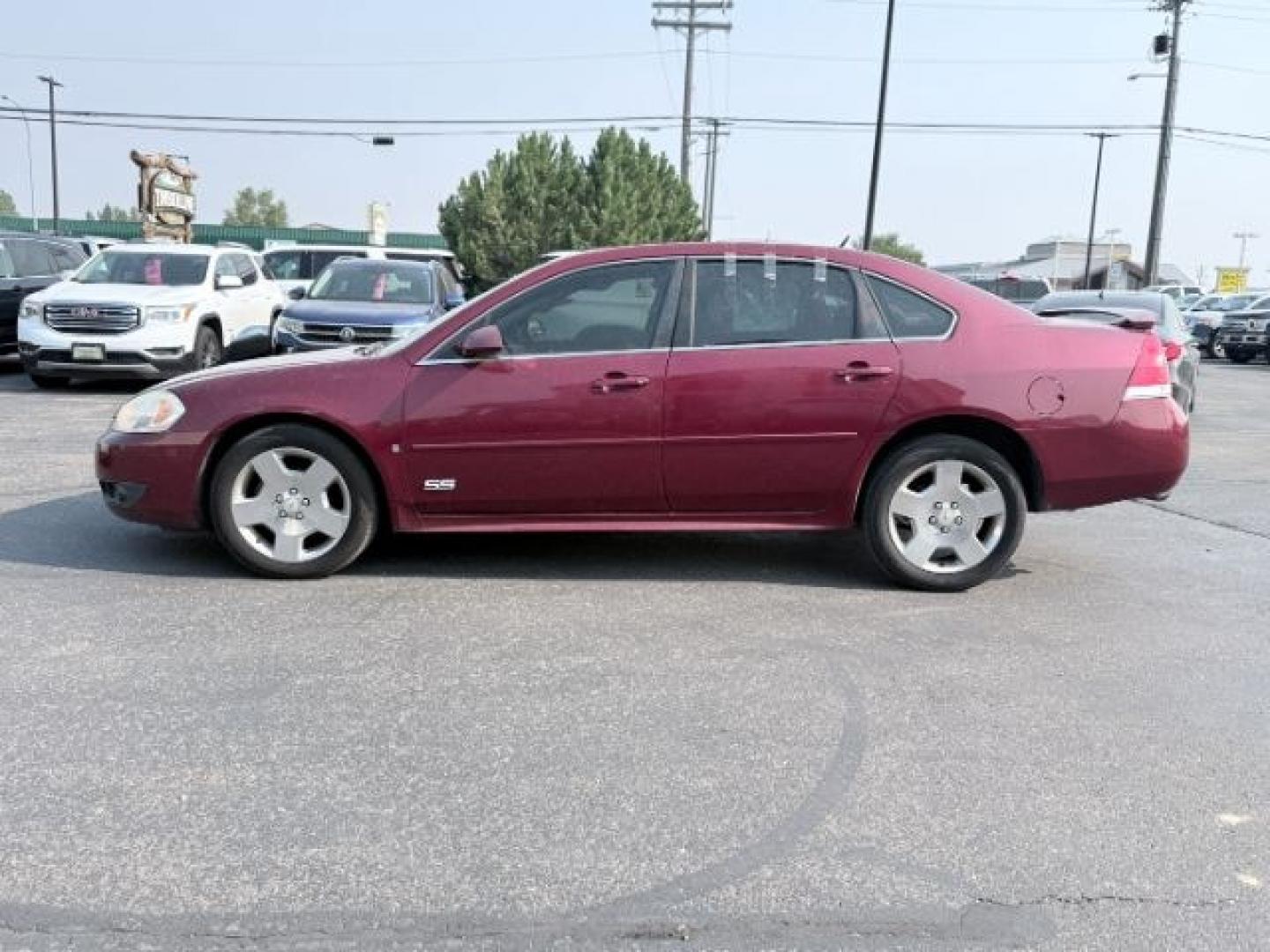 2009 RED /Ebony Leather Interior Chevrolet Impala (2G1WD57C991) with an 53L V8 OHV 16V engine, Automatic transmission, located at 1175 N Woodruff Ave, Idaho Falls, ID, 83401, 43.506901, -111.999657 - At Timberline Auto, finding a great deal on your next vehicle is always easy! Our experienced sales staff goal is to help find you the right vehicle at the right price! Our knowledgeable finance department has options for almost any credit score. We offer extended service contract options to prot- Photo#22