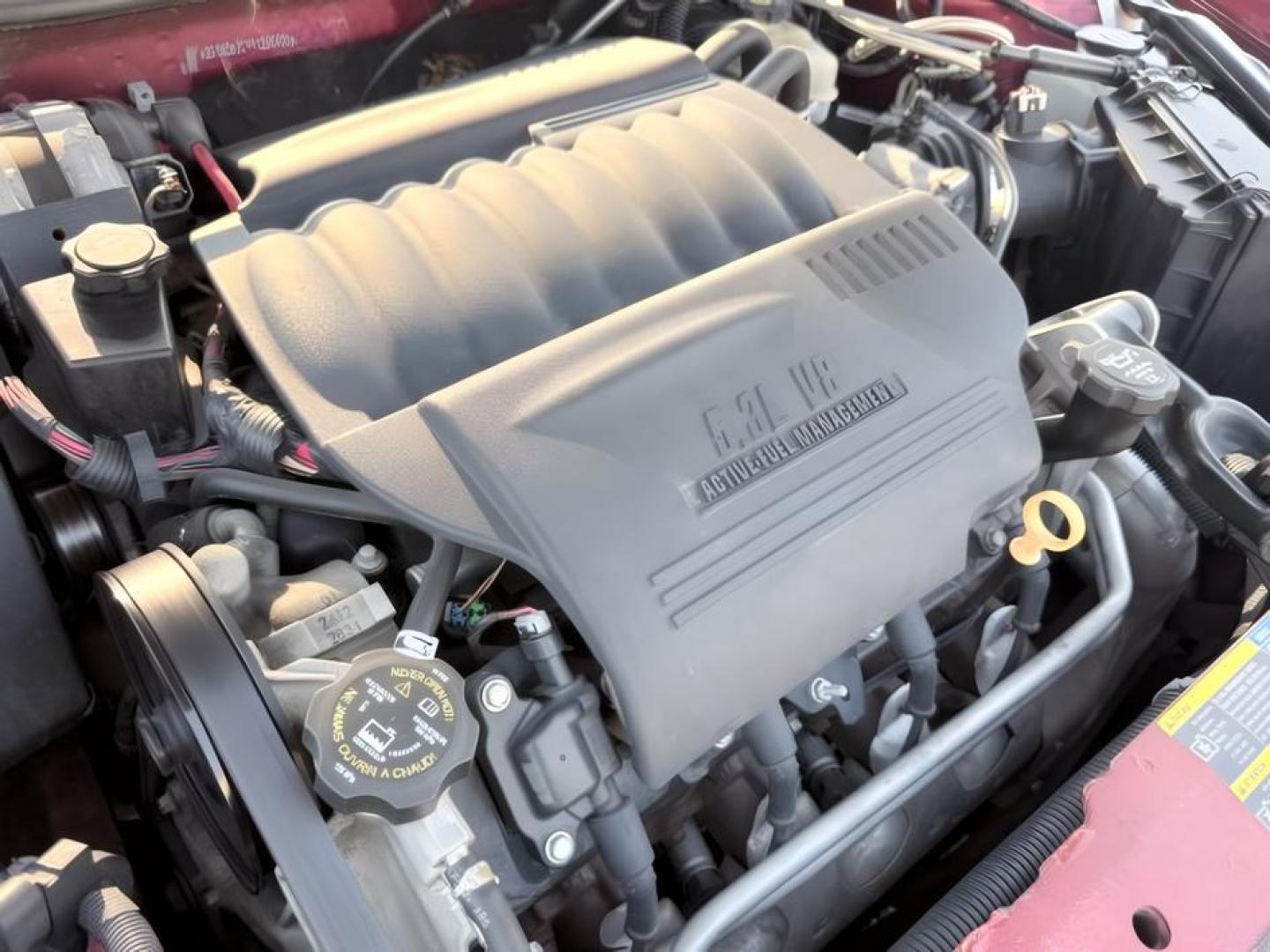 2009 RED /Ebony Leather Interior Chevrolet Impala (2G1WD57C991) with an 53L V8 OHV 16V engine, Automatic transmission, located at 1175 N Woodruff Ave, Idaho Falls, ID, 83401, 43.506901, -111.999657 - At Timberline Auto, finding a great deal on your next vehicle is always easy! Our experienced sales staff goal is to help find you the right vehicle at the right price! Our knowledgeable finance department has options for almost any credit score. We offer extended service contract options to prot- Photo#20