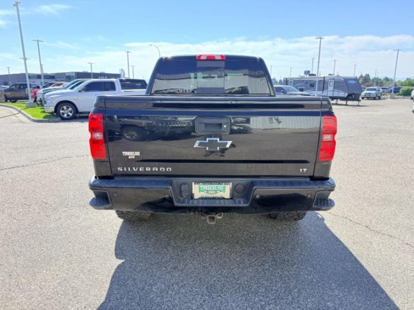 2018 Black /Jet Black Chevrolet Silverado 1500 (3GCUKREC5JG) with an 53L V8 VORTEC engine, Automatic transmission, located at 1175 N Woodruff Ave, Idaho Falls, ID, 83401, 43.506901, -111.999657 - At Timberline Auto, finding a great deal on your next vehicle is always easy! Our experienced sales staff goal is to help find you the right vehicle at the right price! Our knowledgeable finance department has options for almost any credit score. We offer extended service contract options to prot- Photo#31