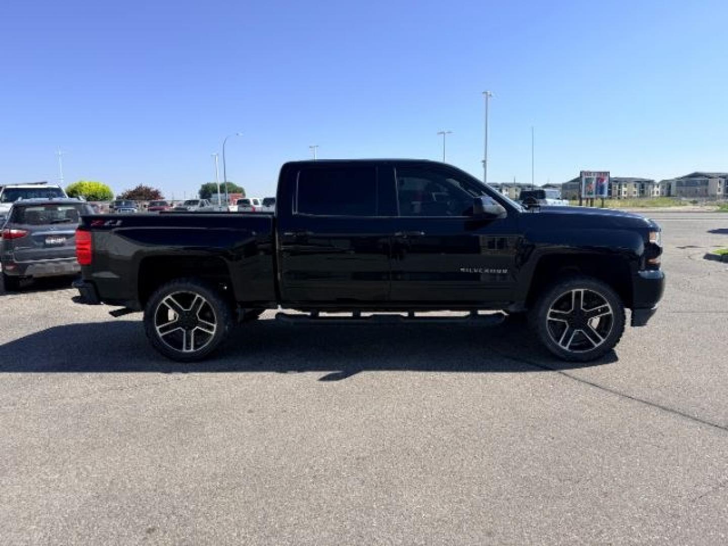 2018 Black /Jet Black Chevrolet Silverado 1500 (3GCUKREC5JG) with an 53L V8 VORTEC engine, Automatic transmission, located at 1175 N Woodruff Ave, Idaho Falls, ID, 83401, 43.506901, -111.999657 - At Timberline Auto, finding a great deal on your next vehicle is always easy! Our experienced sales staff goal is to help find you the right vehicle at the right price! Our knowledgeable finance department has options for almost any credit score. We offer extended service contract options to prot- Photo#35