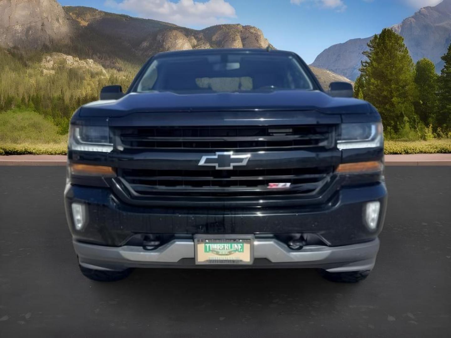 2018 Black /Jet Black Chevrolet Silverado 1500 (3GCUKREC5JG) with an 53L V8 VORTEC engine, Automatic transmission, located at 1175 N Woodruff Ave, Idaho Falls, ID, 83401, 43.506901, -111.999657 - At Timberline Auto, finding a great deal on your next vehicle is always easy! Our experienced sales staff goal is to help find you the right vehicle at the right price! Our knowledgeable finance department has options for almost any credit score. We offer extended service contract options to prot- Photo#9