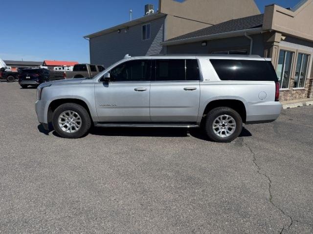 2017 SILVER /Jet Black GMC Yukon XL SLT (1GKS2GKC5HR) with an EcoTec3 5.3L V-8 gasoline direct injection engine, AUTOMATIC transmission, located at 1235 N Woodruff Ave., Idaho Falls, 83401, (208) 523-1053, 43.507172, -112.000488 - At Timberline Auto, finding a great deal on your next vehicle is always easy! Our experienced sales staff goal is to help find you the right vehicle at the right price! Our knowledgeable finance department has options for almost any credit score. We offer extended service contract options to prot - Photo#1