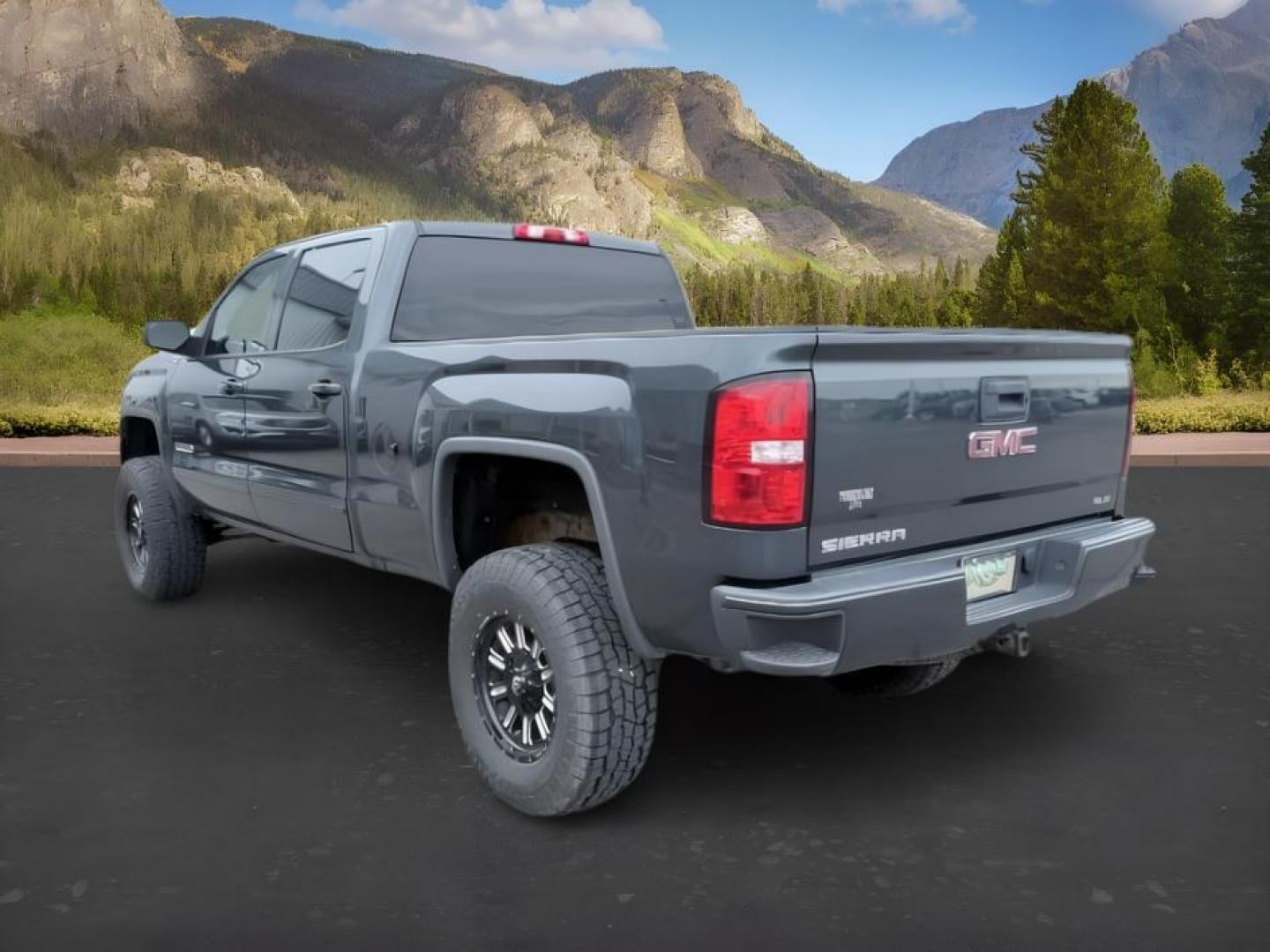 2017 GRAY /Jet Black GMC Sierra 1500 (3GTU2MEC8HG) with an EcoTec3 53L V-8 gasoline direct injection engine, Automatic transmission, located at 1175 N Woodruff Ave, Idaho Falls, ID, 83401, 43.506901, -111.999657- Photo#2