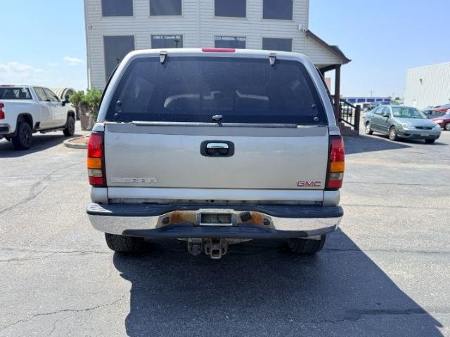 2003 Pewter Metallic /Stone Gray GMC Sierra 1500 (2GTFK69U031) with an Vortec 6L V-8 regular unleaded engine, Automatic transmission, located at 1175 N Woodruff Ave, Idaho Falls, ID, 83401, 43.506901, -111.999657 - At Timberline Auto, finding a great deal on your next vehicle is always easy! Our experienced sales staff goal is to help find you the right vehicle at the right price! Our knowledgeable finance department has options for almost any credit score. We offer extended service contract options to prot- Photo#12