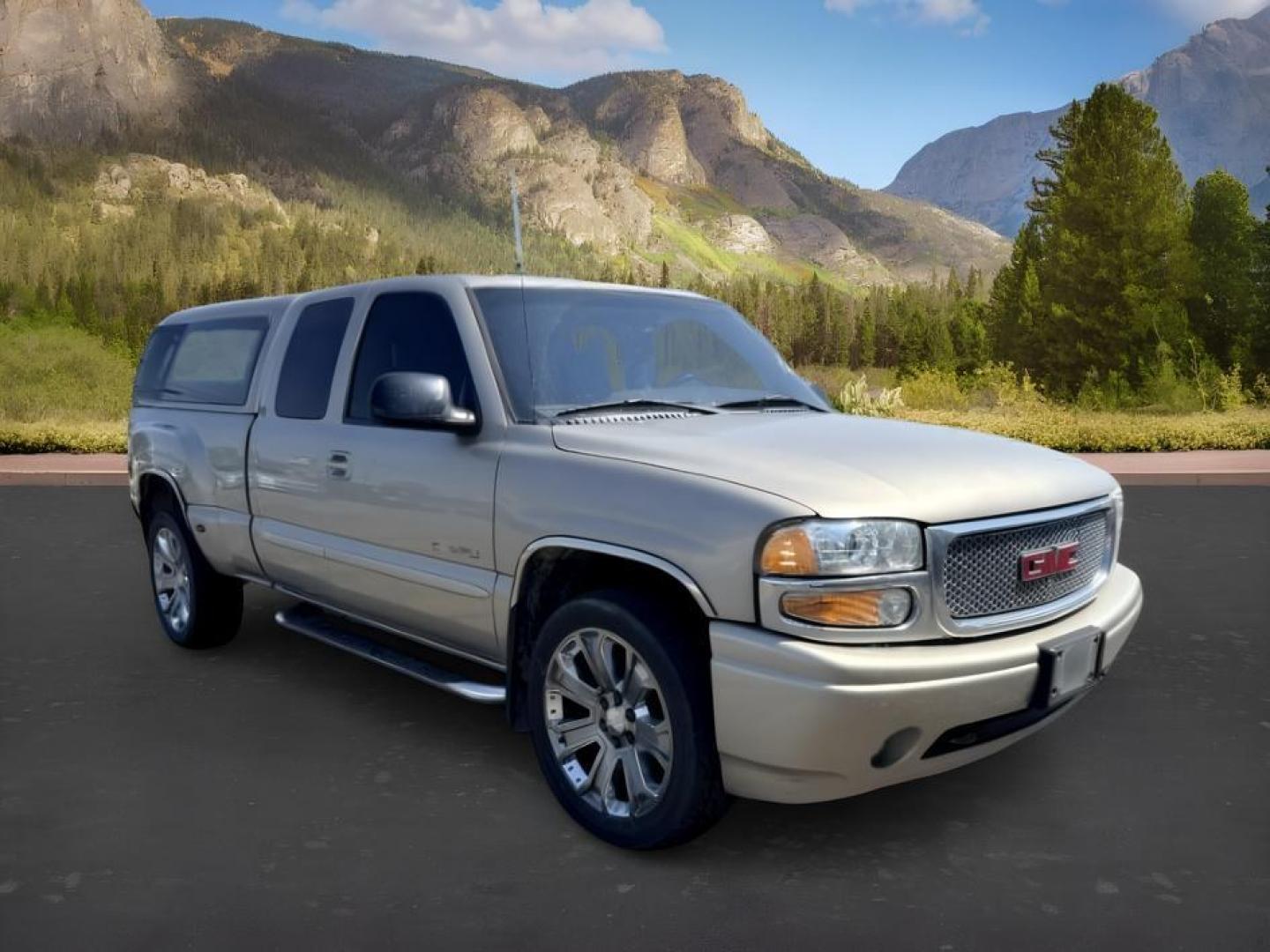 2003 Pewter Metallic /Stone Gray GMC Sierra 1500 (2GTFK69U031) with an Vortec 6L V-8 regular unleaded engine, Automatic transmission, located at 1175 N Woodruff Ave, Idaho Falls, ID, 83401, 43.506901, -111.999657- Photo#6
