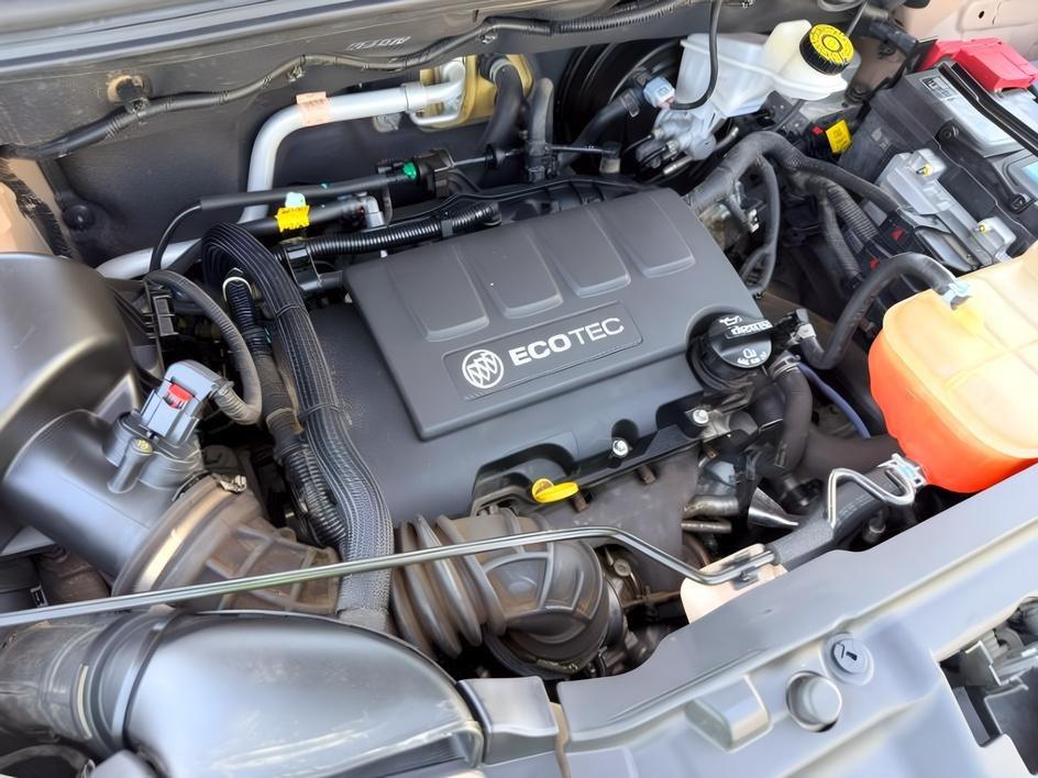 2018 GOLD /Ebony Buick Encore (KL4CJESB7JB) with an ECOTEC 14L I-4 DOHC engine, Automatic transmission, located at 1175 N Woodruff Ave, Idaho Falls, ID, 83401, 43.506901, -111.999657 - At Timberline Auto, finding a great deal on your next vehicle is always easy! Our experienced sales staff goal is to help find you the right vehicle at the right price! Our knowledgeable finance department has options for almost any credit score. We offer extended service contract options to prot- Photo#26