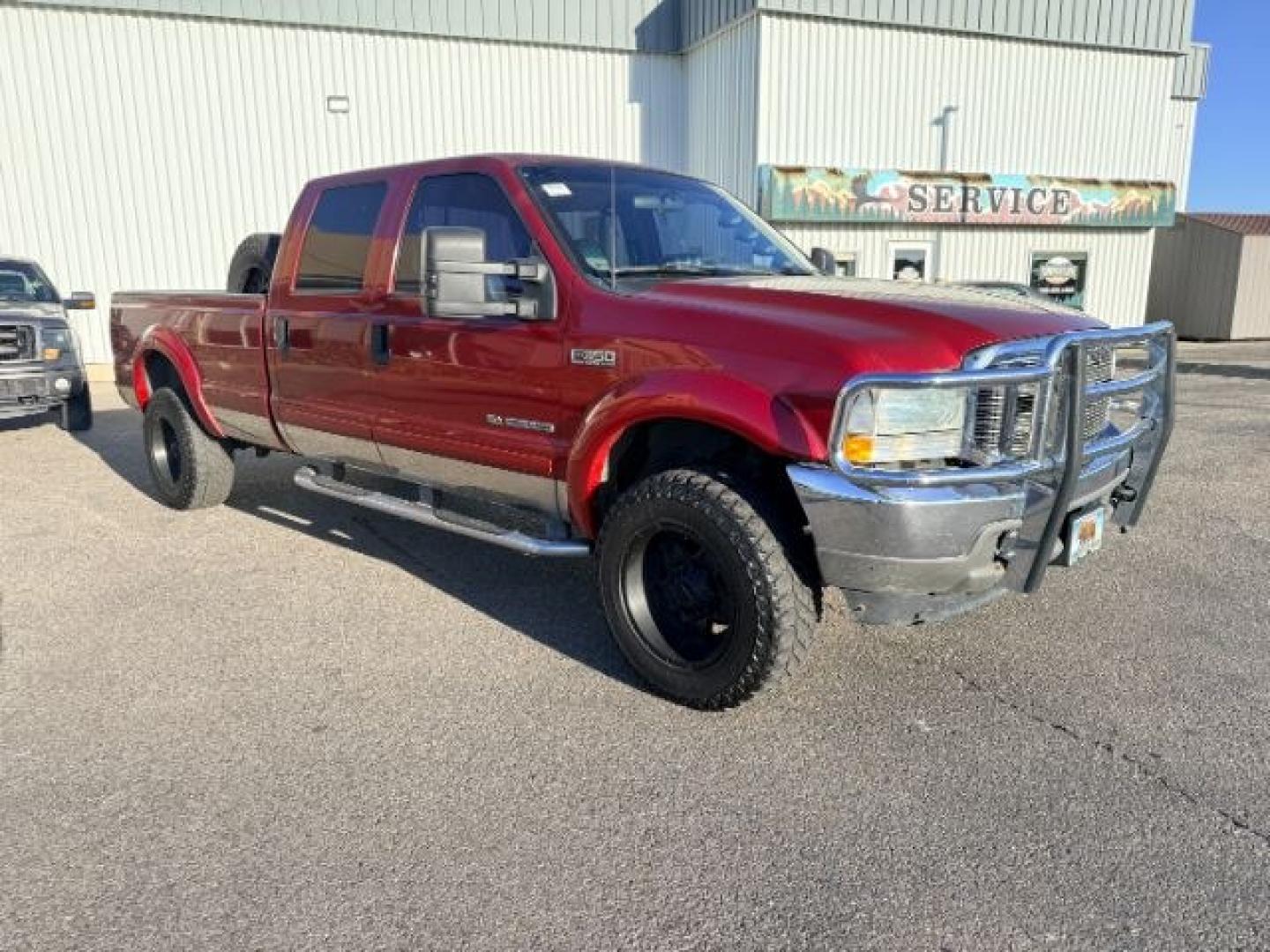 2002 RED /Medium Flint Ford F-350 (1FTSW31F92E) with an Powerstroke 73L V-8 diesel direct injection engine, Automatic transmission, located at 1175 N Woodruff Ave, Idaho Falls, ID, 83401, 43.506901, -111.999657 - At Timberline Auto, finding a great deal on your next vehicle is always easy! Our experienced sales staff goal is to help find you the right vehicle at the right price! Our knowledgeable finance department has options for almost any credit score. We offer extended service contract options to prot- Photo#31