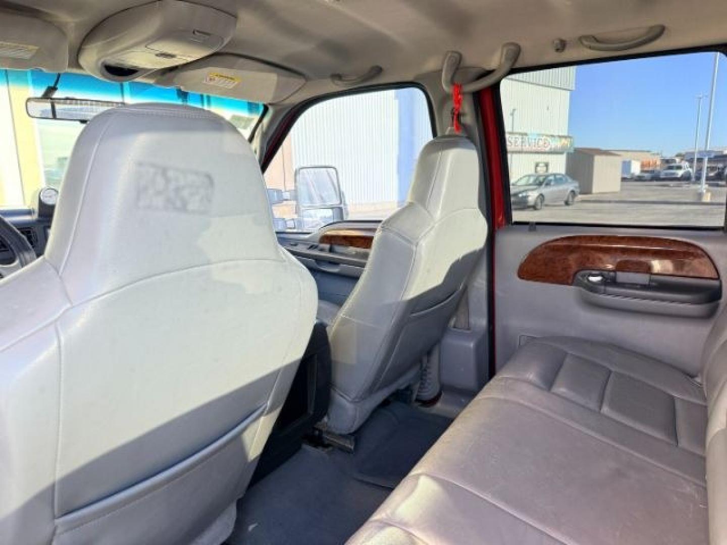 2002 RED /Medium Flint Ford F-350 (1FTSW31F92E) with an Powerstroke 73L V-8 diesel direct injection engine, Automatic transmission, located at 1175 N Woodruff Ave, Idaho Falls, ID, 83401, 43.506901, -111.999657 - At Timberline Auto, finding a great deal on your next vehicle is always easy! Our experienced sales staff goal is to help find you the right vehicle at the right price! Our knowledgeable finance department has options for almost any credit score. We offer extended service contract options to prot- Photo#48