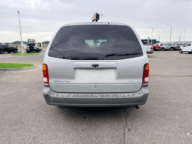 2001 SILVER /Medium Graphite Ford Windstar (2FMZA51451B) with an 38L V-6 regular unleaded engine, Automatic transmission, located at 1175 N Woodruff Ave, Idaho Falls, ID, 83401, 43.506901, -111.999657 - At Timberline Auto, finding a great deal on your next vehicle is always easy! Our experienced sales staff goal is to help find you the right vehicle at the right price! Our knowledgeable finance department has options for almost any credit score. We offer extended service contract options to prot- Photo#27