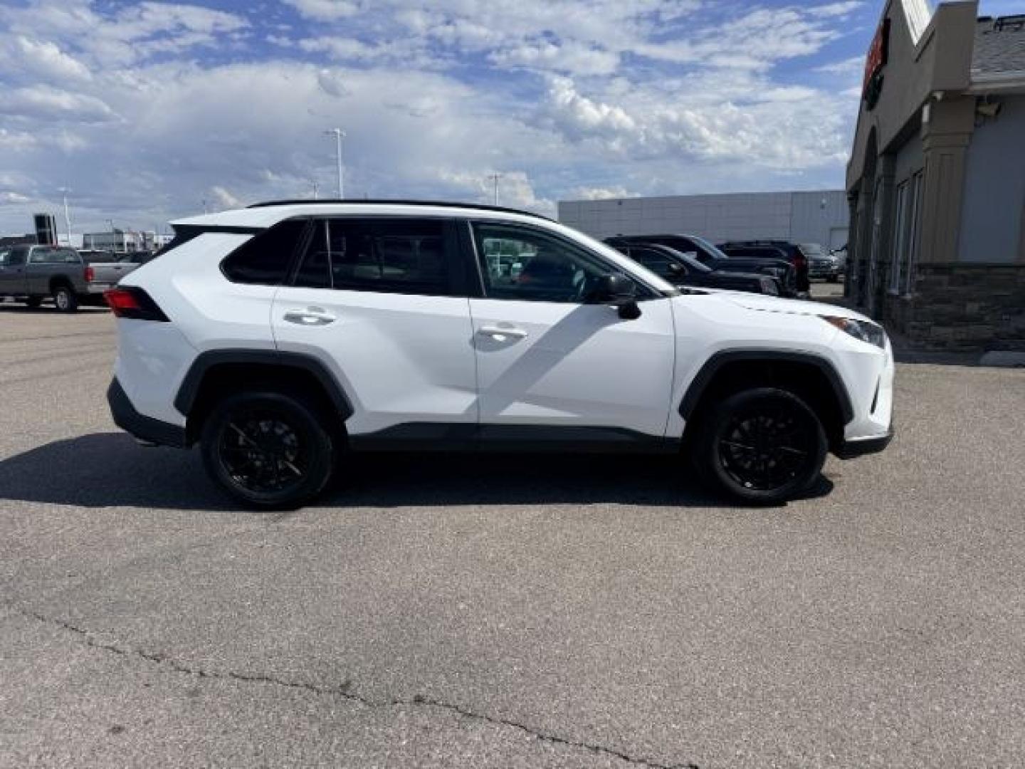 2021 Super White /Black Toyota RAV4 (2T3F1RFVXMW) with an Dynamic Force 25L I-4 portdirect injection engine, Automatic transmission, located at 1175 N Woodruff Ave, Idaho Falls, ID, 83401, 43.506901, -111.999657 - At Timberline Auto, finding a great deal on your next vehicle is always easy! Our experienced sales staff goal is to help find you the right vehicle at the right price! Our knowledgeable finance department has options for almost any credit score. We offer extended service contract options to prot- Photo#37