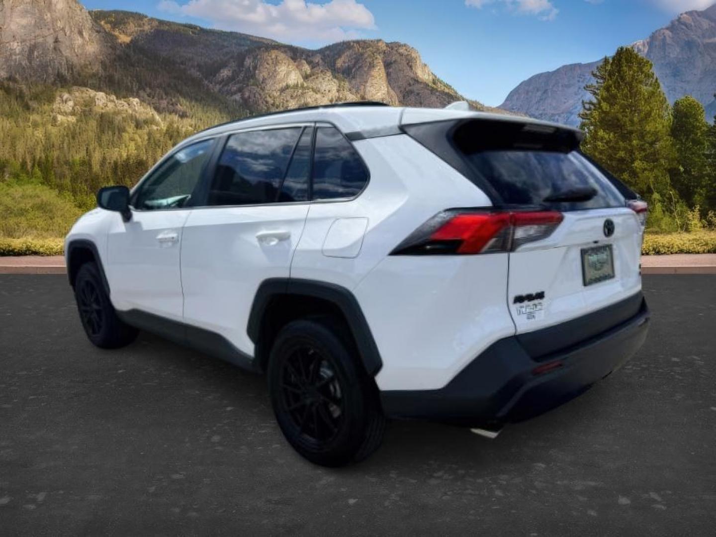 2021 Super White /Black Toyota RAV4 (2T3F1RFVXMW) with an Dynamic Force 25L I-4 portdirect injection engine, Automatic transmission, located at 1175 N Woodruff Ave, Idaho Falls, ID, 83401, 43.506901, -111.999657 - At Timberline Auto, finding a great deal on your next vehicle is always easy! Our experienced sales staff goal is to help find you the right vehicle at the right price! Our knowledgeable finance department has options for almost any credit score. We offer extended service contract options to prot- Photo#2