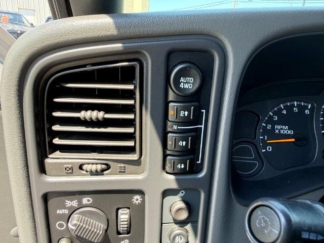 2004 Silver Birch Metallic /Dark Charcoal Chevrolet Silverado 1500 (2GCEK13T341) with an Vortec 53L V-8 regular unleaded engine, Automatic transmission, located at 1175 N Woodruff Ave, Idaho Falls, ID, 83401, 43.506901, -111.999657- Photo#42