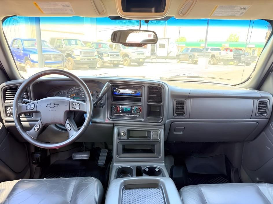 2004 Silver Birch Metallic /Dark Charcoal Chevrolet Silverado 1500 (2GCEK13T341) with an Vortec 53L V-8 regular unleaded engine, Automatic transmission, located at 1175 N Woodruff Ave, Idaho Falls, ID, 83401, 43.506901, -111.999657- Photo#21
