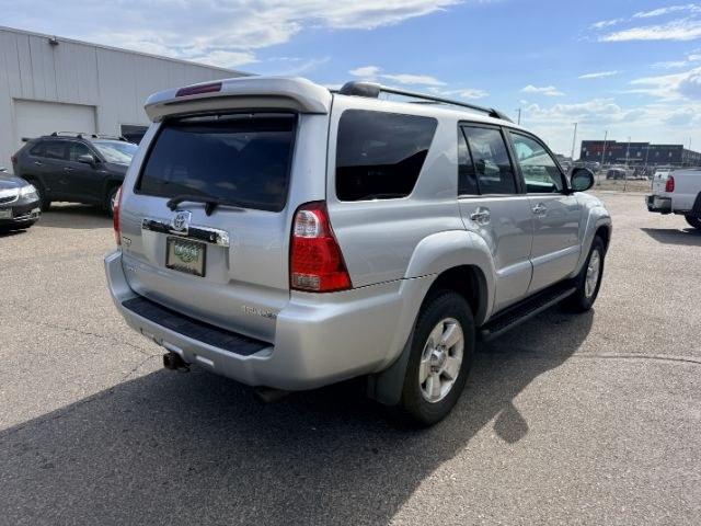 2007 SILVER /Stone Toyota 4Runner (JTEBU14R870) with an 4L V-6 DOHC engine, Automatic transmission, located at 1175 N Woodruff Ave, Idaho Falls, ID, 83401, 43.506901, -111.999657 - At Timberline Auto, finding a great deal on your next vehicle is always easy! Our experienced sales staff goal is to help find you the right vehicle at the right price! Our knowledgeable finance department has options for almost any credit score. We offer extended service contract options to prot- Photo#30