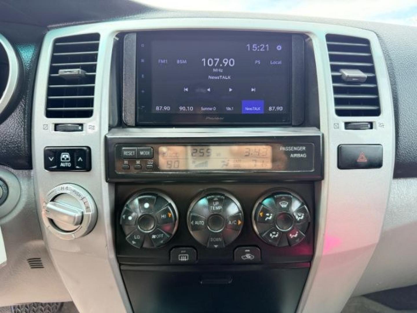 2007 SILVER /Stone Toyota 4Runner (JTEBU14R870) with an 4L V-6 DOHC engine, Automatic transmission, located at 1175 N Woodruff Ave, Idaho Falls, ID, 83401, 43.506901, -111.999657- Photo#39
