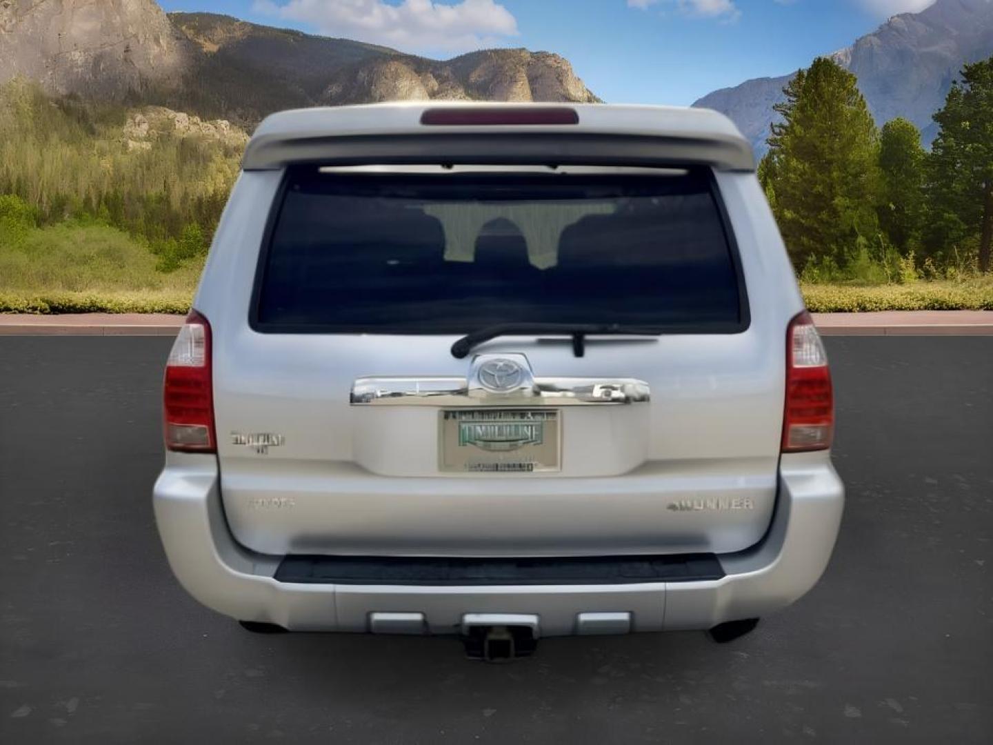 2007 SILVER /Stone Toyota 4Runner (JTEBU14R870) with an 4L V-6 DOHC engine, Automatic transmission, located at 1175 N Woodruff Ave, Idaho Falls, ID, 83401, 43.506901, -111.999657- Photo#3