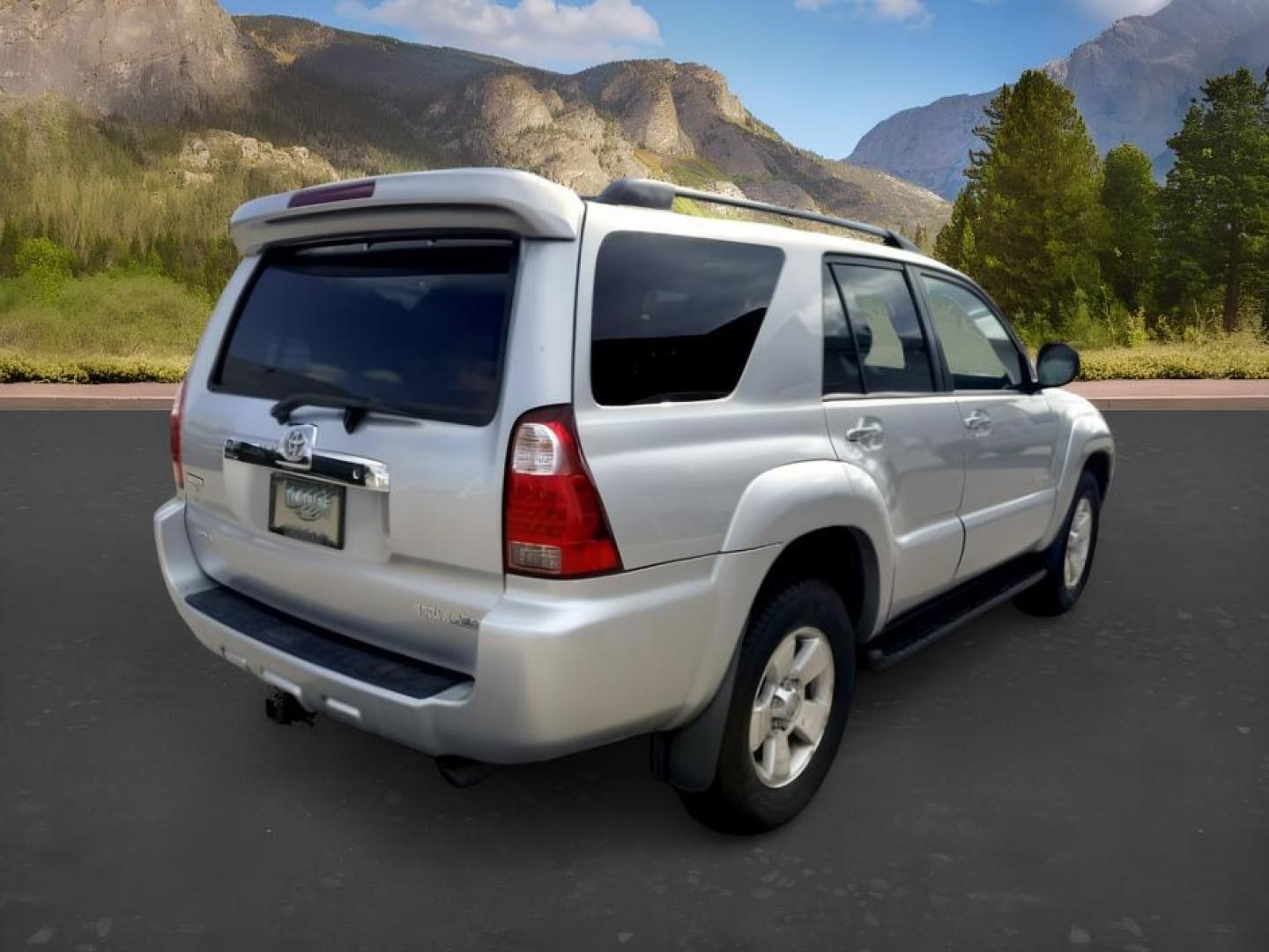 2007 SILVER /Stone Toyota 4Runner (JTEBU14R870) with an 4L V-6 DOHC engine, Automatic transmission, located at 1175 N Woodruff Ave, Idaho Falls, ID, 83401, 43.506901, -111.999657- Photo#6