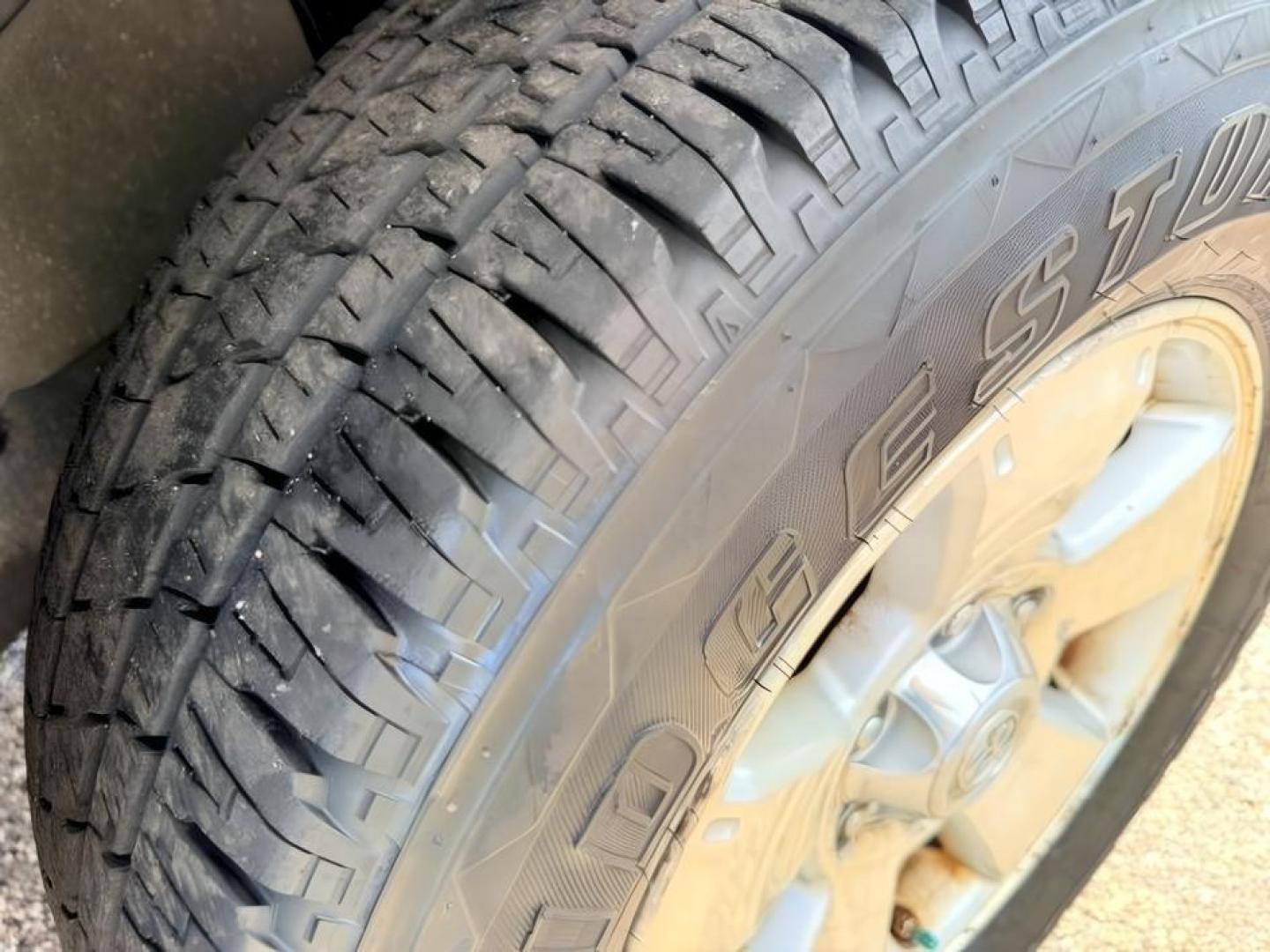 2007 SILVER /Stone Toyota 4Runner (JTEBU14R870) with an 4L V-6 DOHC engine, Automatic transmission, located at 1175 N Woodruff Ave, Idaho Falls, ID, 83401, 43.506901, -111.999657- Photo#10