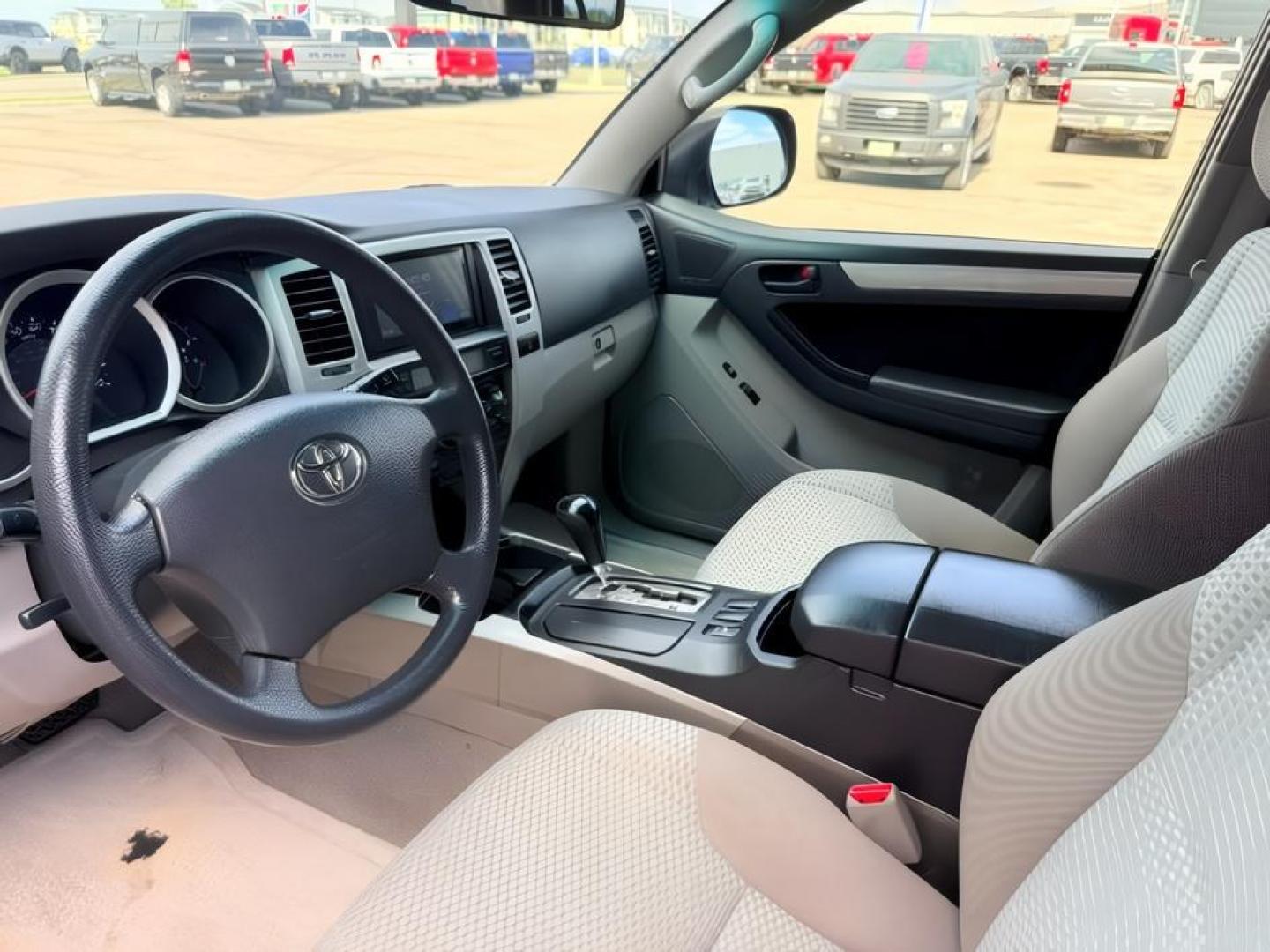 2007 SILVER /Stone Toyota 4Runner (JTEBU14R870) with an 4L V-6 DOHC engine, Automatic transmission, located at 1175 N Woodruff Ave, Idaho Falls, ID, 83401, 43.506901, -111.999657- Photo#13