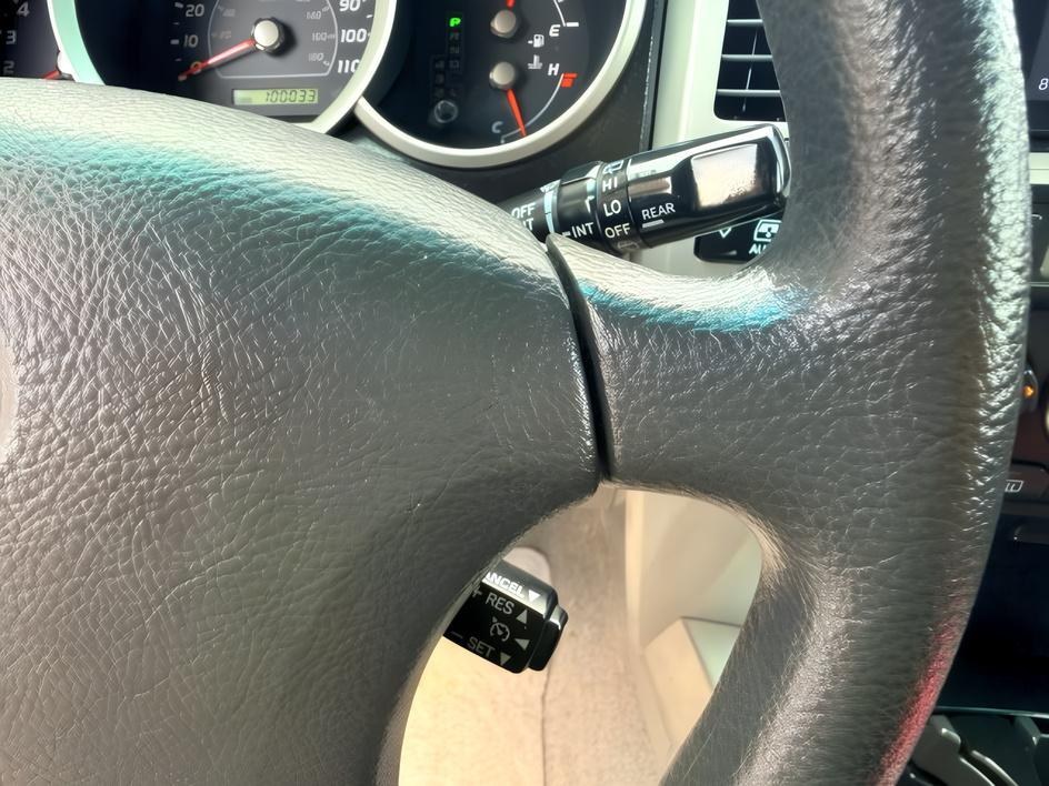 2007 SILVER /Stone Toyota 4Runner (JTEBU14R870) with an 4L V-6 DOHC engine, Automatic transmission, located at 1175 N Woodruff Ave, Idaho Falls, ID, 83401, 43.506901, -111.999657 - At Timberline Auto, finding a great deal on your next vehicle is always easy! Our experienced sales staff goal is to help find you the right vehicle at the right price! Our knowledgeable finance department has options for almost any credit score. We offer extended service contract options to prot- Photo#17