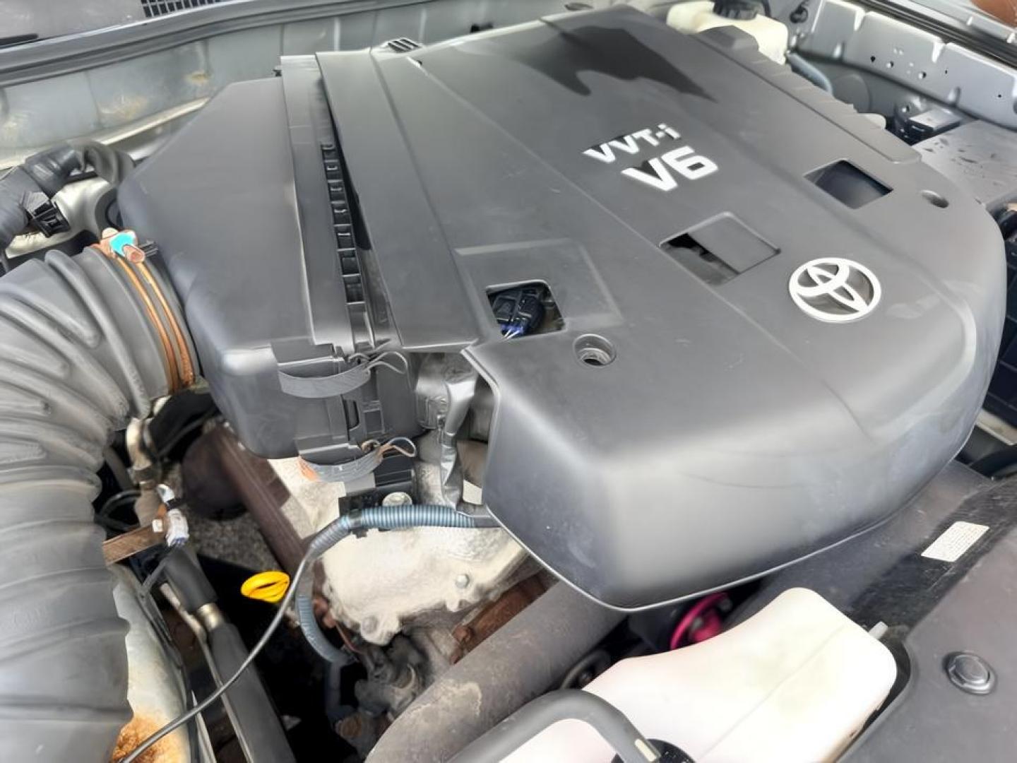 2007 SILVER /Stone Toyota 4Runner (JTEBU14R870) with an 4L V-6 DOHC engine, Automatic transmission, located at 1175 N Woodruff Ave, Idaho Falls, ID, 83401, 43.506901, -111.999657- Photo#23