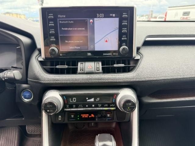 2021 GRAY /Black Toyota RAV4 Hybrid Limited (2T3D6RFV3MW) with an Dynamic Force 2.5L I-4 port/direct injection engine, AUTOMATIC transmission, located at 1235 N Woodruff Ave., Idaho Falls, 83401, (208) 523-1053, 43.507172, -112.000488 - At Timberline Auto, finding a great deal on your next vehicle is always easy! Our experienced sales staff goal is to help find you the right vehicle at the right price! Our knowledgeable finance department has options for almost any credit score. We offer extended service contract options to prot- Photo#42