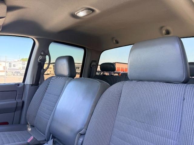 2006 WHITE /Medium Slate Gray Cloth Interior Dodge Ram 2500 ST Quad Cab 4WD (1D7KS28D56J) with an 5.7L V8 OHV 16V engine, 4-Speed Automatic transmission, located at 1235 N Woodruff Ave., Idaho Falls, 83401, (208) 523-1053, 43.507172, -112.000488 - At Timberline Auto, finding a great deal on your next vehicle is always easy! Our experienced sales staff goal is to help find you the right vehicle at the right price! Our knowledgeable finance department has options for almost any credit score. We offer extended service contract options to prot- Photo#19