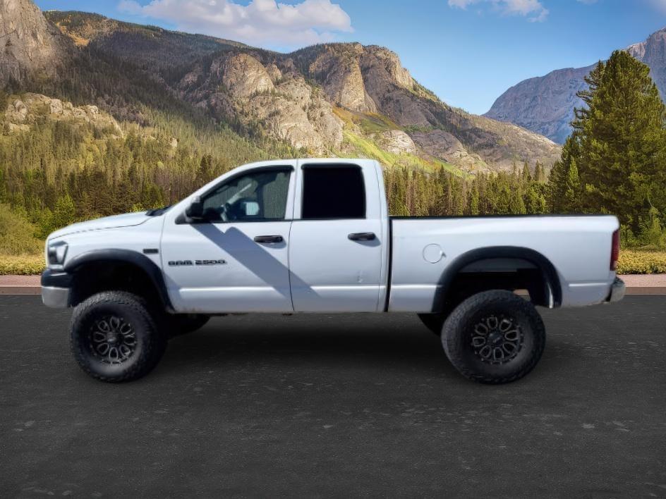 2006 WHITE /Medium Slate Gray Cloth Interior Dodge Ram 2500 (1D7KS28D56J) with an 57L V8 OHV 16V engine, Automatic transmission, located at 1175 N Woodruff Ave, Idaho Falls, ID, 83401, 43.506901, -111.999657 - At Timberline Auto, finding a great deal on your next vehicle is always easy! Our experienced sales staff goal is to help find you the right vehicle at the right price! Our knowledgeable finance department has options for almost any credit score. We offer extended service contract options to prot- Photo#1