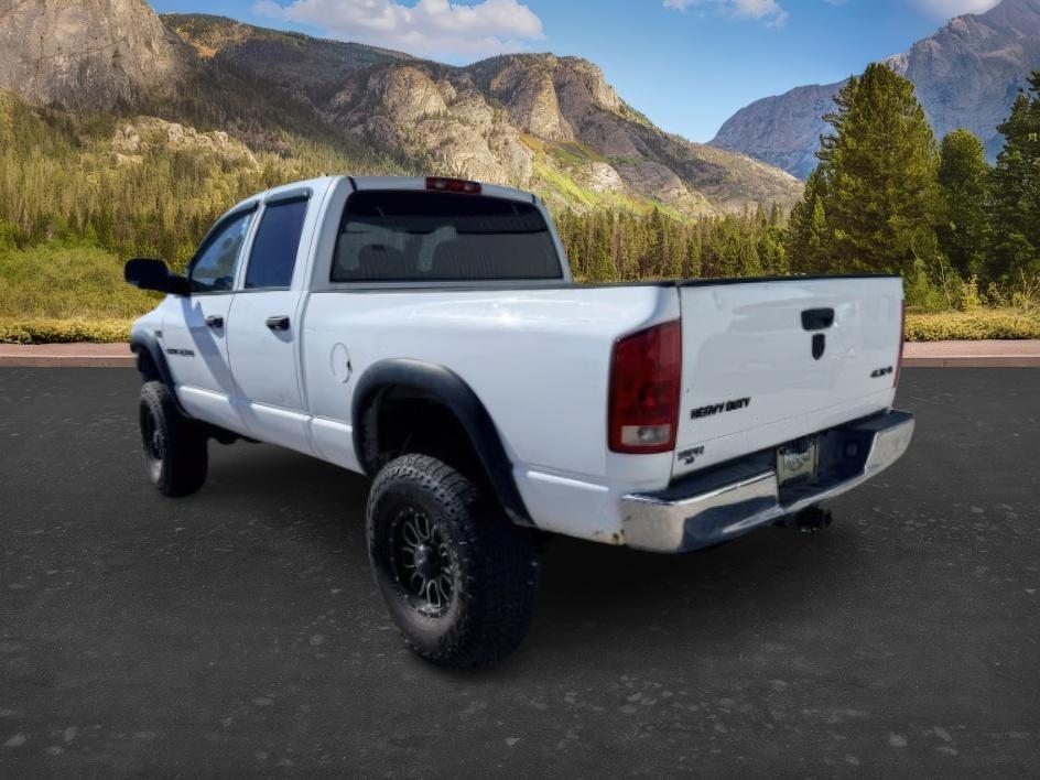 2006 WHITE /Medium Slate Gray Cloth Interior Dodge Ram 2500 (1D7KS28D56J) with an 57L V8 OHV 16V engine, Automatic transmission, located at 1175 N Woodruff Ave, Idaho Falls, ID, 83401, 43.506901, -111.999657 - At Timberline Auto, finding a great deal on your next vehicle is always easy! Our experienced sales staff goal is to help find you the right vehicle at the right price! Our knowledgeable finance department has options for almost any credit score. We offer extended service contract options to prot- Photo#2