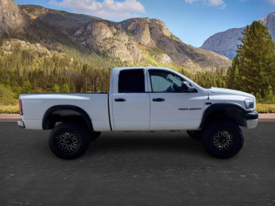 2006 WHITE /Medium Slate Gray Cloth Interior Dodge Ram 2500 (1D7KS28D56J) with an 57L V8 OHV 16V engine, Automatic transmission, located at 1175 N Woodruff Ave, Idaho Falls, ID, 83401, 43.506901, -111.999657 - At Timberline Auto, finding a great deal on your next vehicle is always easy! Our experienced sales staff goal is to help find you the right vehicle at the right price! Our knowledgeable finance department has options for almost any credit score. We offer extended service contract options to prot- Photo#6