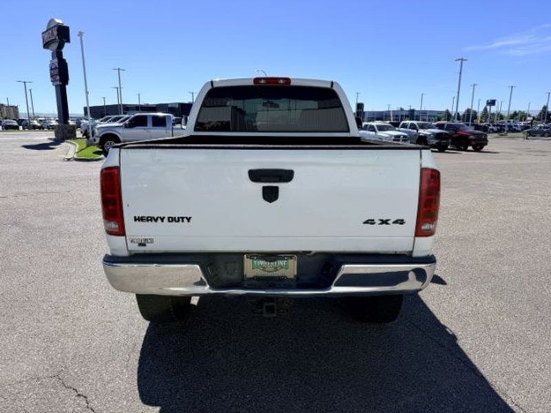 2006 WHITE /Medium Slate Gray Dodge Ram Pickup ST (1D7KS28D56J) with an V8, 5.7L engine, 6-speed manual transmission, located at 1175 N Woodruff Ave, Idaho Falls, ID, 83401, 43.506901, -111.999657 - <b>Vehicle Details</b><br>Get ready to tackle tough jobs and weekend adventures in this **2006 Dodge Ram Pickup 2500 ST Quad Cab 4WD**. Built with legendary Dodge strength and powered by a **V8 5.7L Gasoline engine**, this heavy-duty pickup delivers the capability, confidence, and rugged style drive- Photo#3