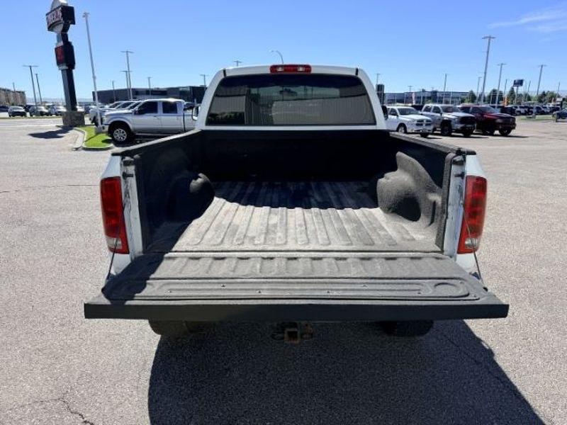 2006 WHITE /Medium Slate Gray Dodge Ram Pickup ST (1D7KS28D56J) with an V8, 5.7L engine, 6-speed manual transmission, located at 1175 N Woodruff Ave, Idaho Falls, ID, 83401, 43.506901, -111.999657 - <b>Vehicle Details</b><br>Get ready to tackle tough jobs and weekend adventures in this **2006 Dodge Ram Pickup 2500 ST Quad Cab 4WD**. Built with legendary Dodge strength and powered by a **V8 5.7L Gasoline engine**, this heavy-duty pickup delivers the capability, confidence, and rugged style drive- Photo#4