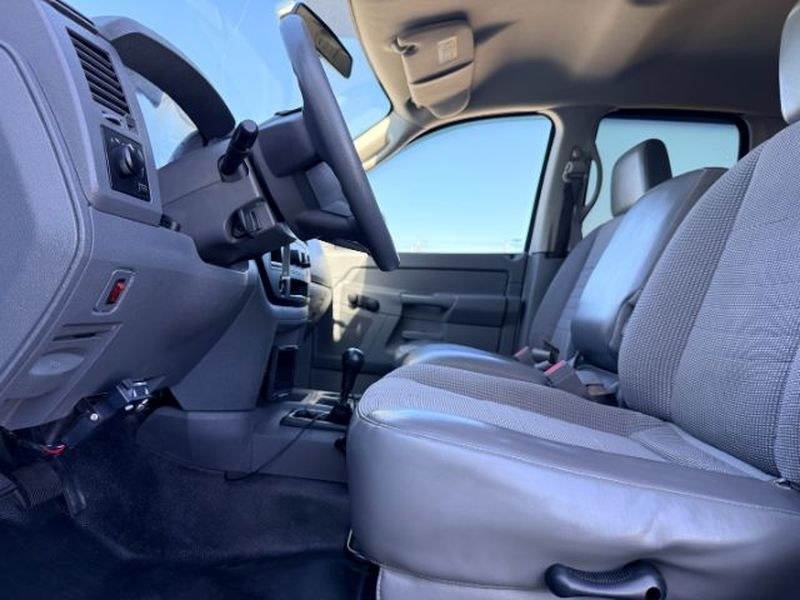 2006 WHITE /Medium Slate Gray Dodge Ram Pickup ST (1D7KS28D56J) with an V8, 5.7L engine, 6-speed manual transmission, located at 1175 N Woodruff Ave, Idaho Falls, ID, 83401, 43.506901, -111.999657 - <b>Vehicle Details</b><br>Get ready to tackle tough jobs and weekend adventures in this **2006 Dodge Ram Pickup 2500 ST Quad Cab 4WD**. Built with legendary Dodge strength and powered by a **V8 5.7L Gasoline engine**, this heavy-duty pickup delivers the capability, confidence, and rugged style drive- Photo#12