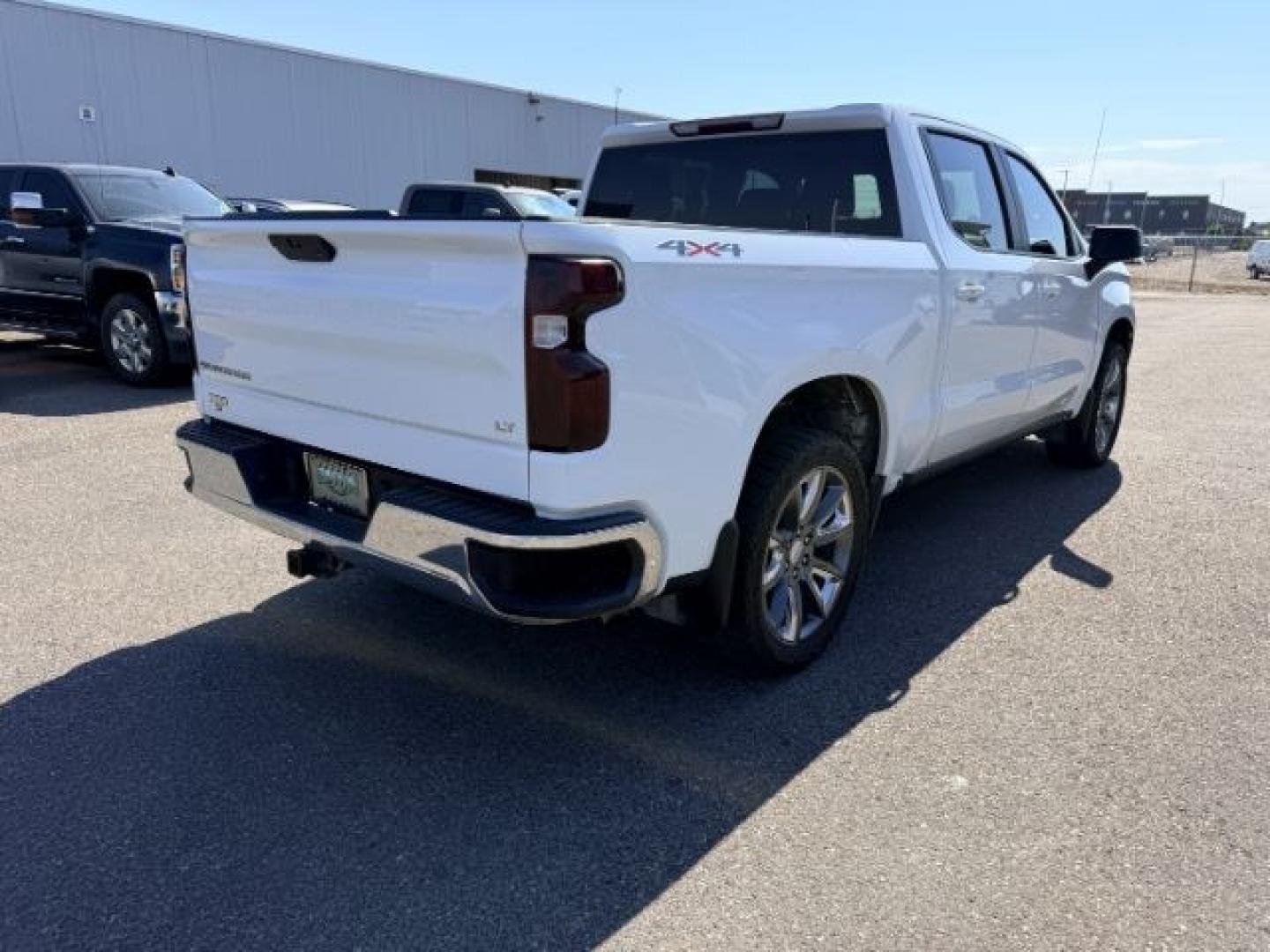 2019 WHITE /CLOTH Chevrolet Silverado 1500 (1GCUYDED5KZ) with an 53L V8 engine, Automatic transmission, located at 1175 N Woodruff Ave, Idaho Falls, ID, 83401, 43.506901, -111.999657 - At Timberline Auto, finding a great deal on your next vehicle is always easy! Our experienced sales staff goal is to help find you the right vehicle at the right price! Our knowledgeable finance department has options for almost any credit score. We offer extended service contract options to prot- Photo#31