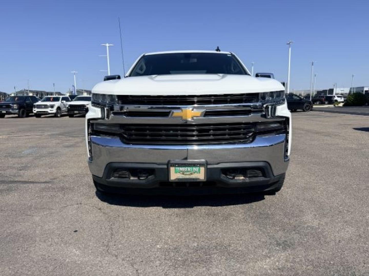 2019 WHITE /CLOTH Chevrolet Silverado 1500 (1GCUYDED5KZ) with an 53L V8 engine, Automatic transmission, located at 1175 N Woodruff Ave, Idaho Falls, ID, 83401, 43.506901, -111.999657 - At Timberline Auto, finding a great deal on your next vehicle is always easy! Our experienced sales staff goal is to help find you the right vehicle at the right price! Our knowledgeable finance department has options for almost any credit score. We offer extended service contract options to prot- Photo#34