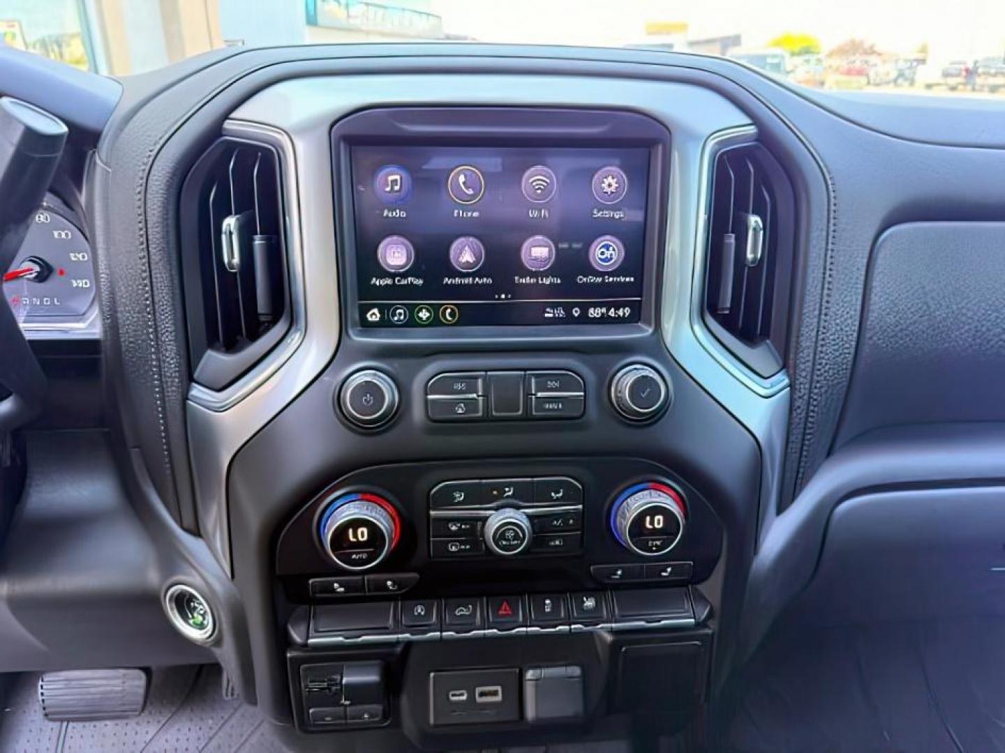 2019 WHITE /CLOTH Chevrolet Silverado 1500 (1GCUYDED5KZ) with an 53L V8 engine, Automatic transmission, located at 1175 N Woodruff Ave, Idaho Falls, ID, 83401, 43.506901, -111.999657 - At Timberline Auto, finding a great deal on your next vehicle is always easy! Our experienced sales staff goal is to help find you the right vehicle at the right price! Our knowledgeable finance department has options for almost any credit score. We offer extended service contract options to prot- Photo#14